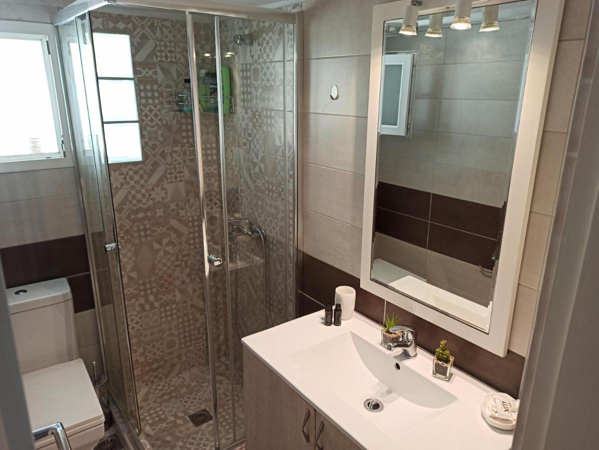 Penthouse With An Incredible View 350m From Metro Station! Αθήνα