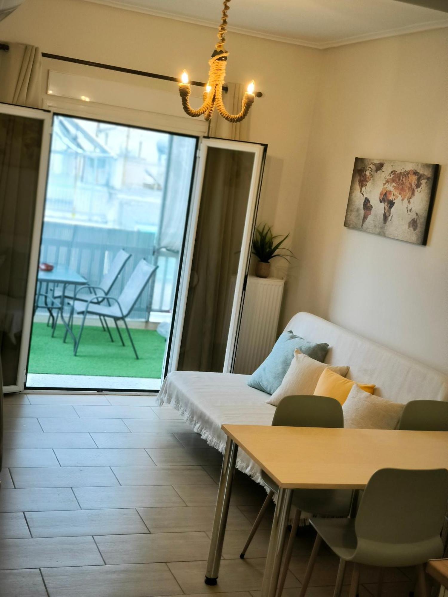 Διαμέρισμα Penthouse With An Incredible View 350m From Metro Station!